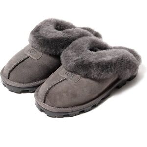 NWT UGG Women's Charcoal Sheepskin Slippers